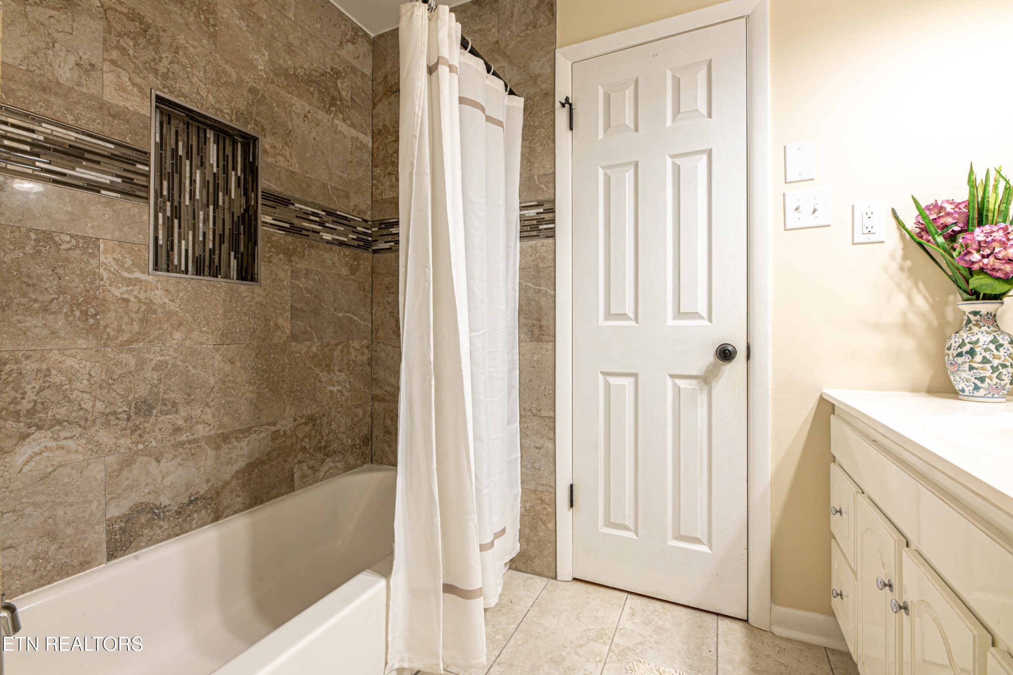 808 Roderick Road Knoxville, TN 37923 - Photo 25 of 34 Gallery Image 25
