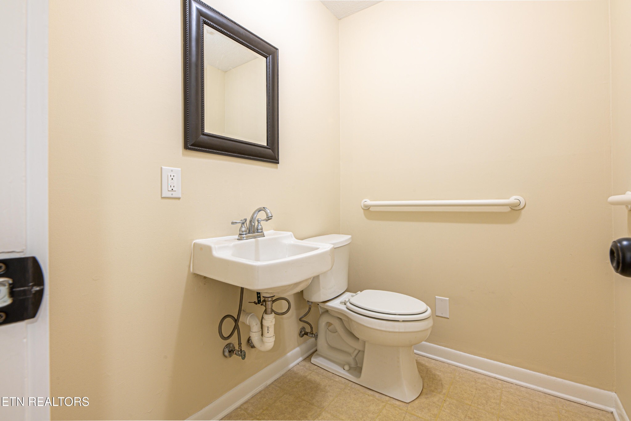 808 Roderick Road Knoxville, TN 37923 - Photo 28 of 34 Gallery Image 28