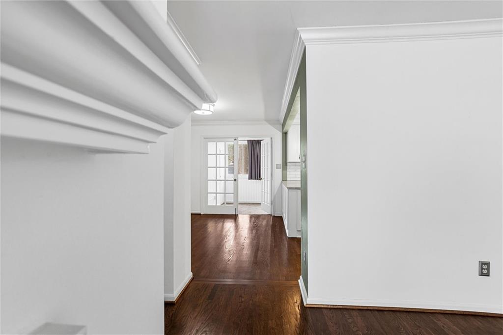 144 Woodmere Square Northwest Atlanta, GA 30327 - Photo 22 of 39 a view interior of the house