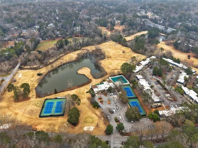 $260,000 | 144 Woodmere Square Northwest, Atlanta, GA 30327