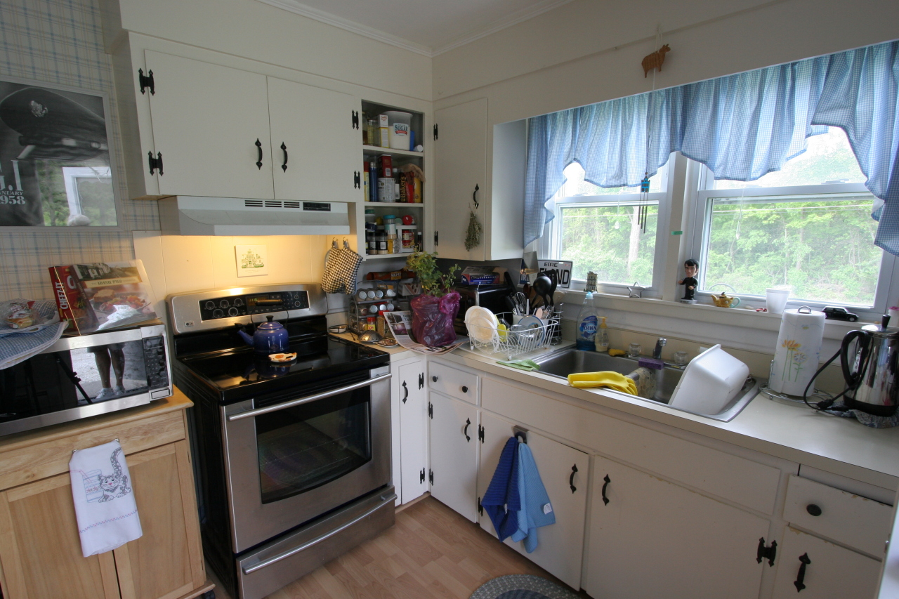8 Cone Hill Road West Stockbridge, MA 01266 - Photo 23 of 38 apt 3 kitchen