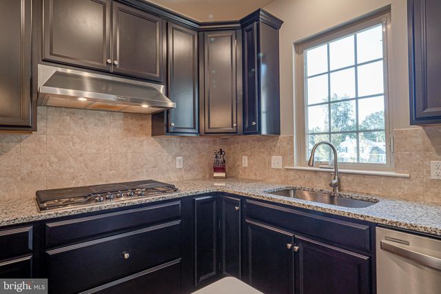 $655,000 | 122 Wiltshire Lane, Warminster, PA 18974