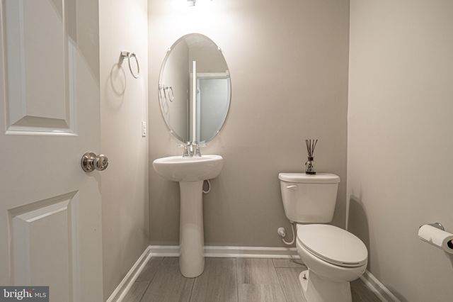 $655,000 | 122 Wiltshire Lane, Warminster, PA 18974