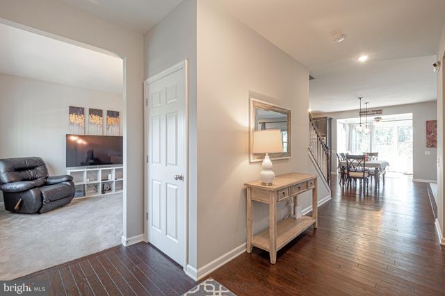 $655,000 | 122 Wiltshire Lane, Warminster, PA 18974