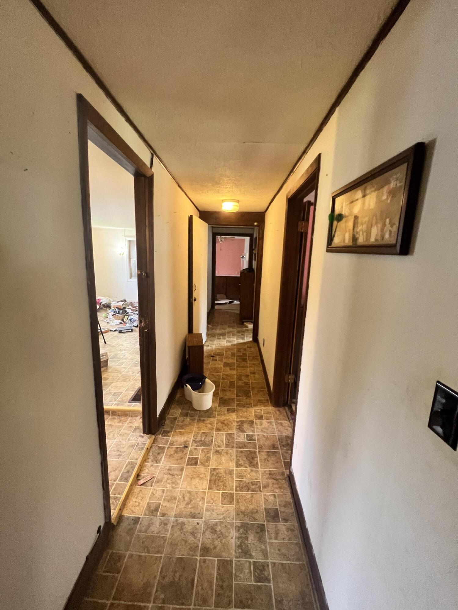 2111 North Laurel Road London, KY 40741 - Photo 23 of 39 87E07615-CC5A-482A-B195-3A27660F8703