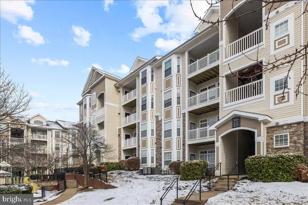 $439,995 | 501 Sunset View Terrace Southeast, Unit 406, Leesburg, VA 20175
