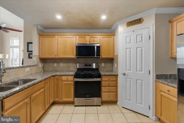 $439,995 | 501 Sunset View Terrace Southeast, Unit 406, Leesburg, VA 20175