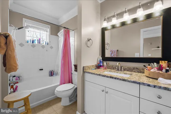 $439,995 | 501 Sunset View Terrace Southeast, Unit 406, Leesburg, VA 20175