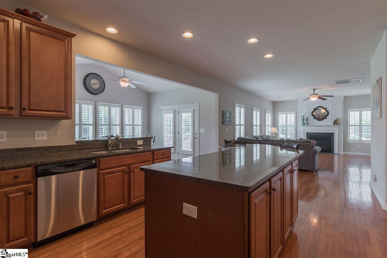 116 Cottonpatch Court Greenville, SC 29607 - Photo 12 of 36 Gallery Image 12
