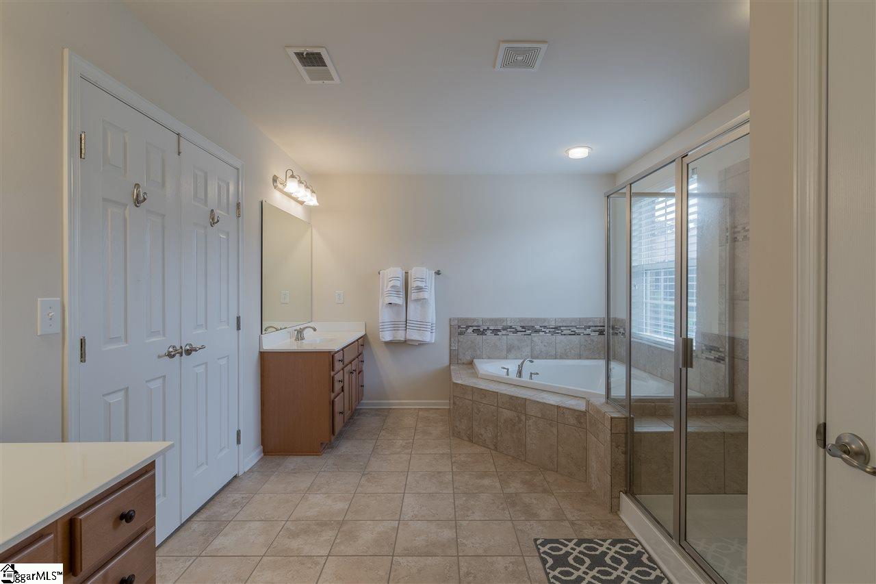 116 Cottonpatch Court Greenville, SC 29607 - Photo 27 of 36 Gallery Image 27