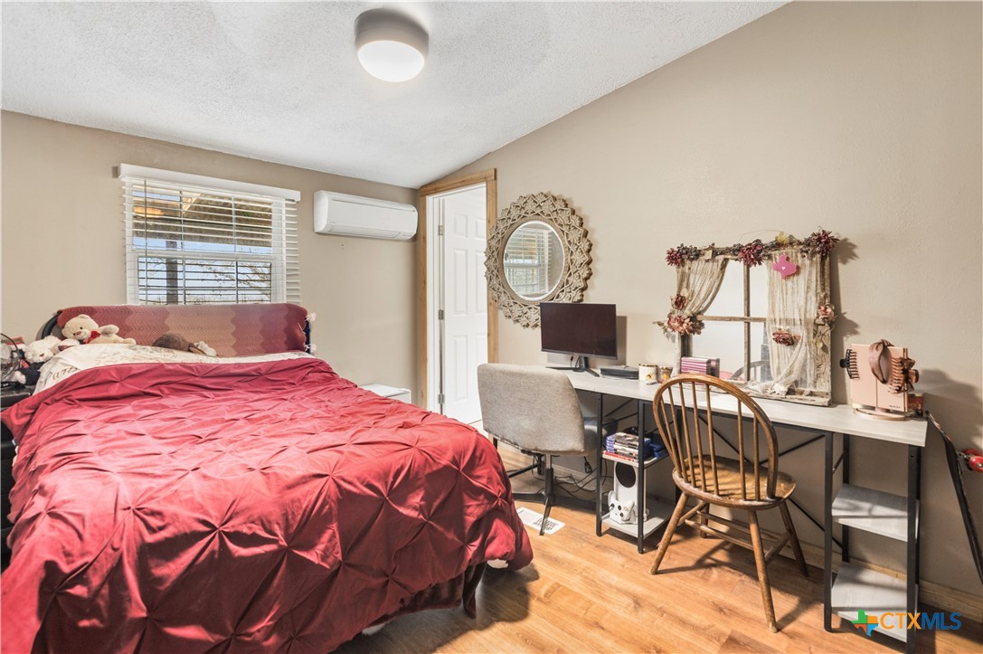 470 Lyon Road Seguin, TX 78155 - Photo 14 of 25