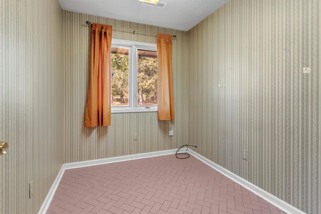 $575,000 | 825 Burch Drive, Moscow, TN 38057