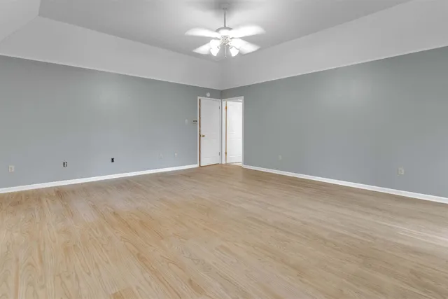 $575,000 | 825 Burch Drive, Moscow, TN 38057