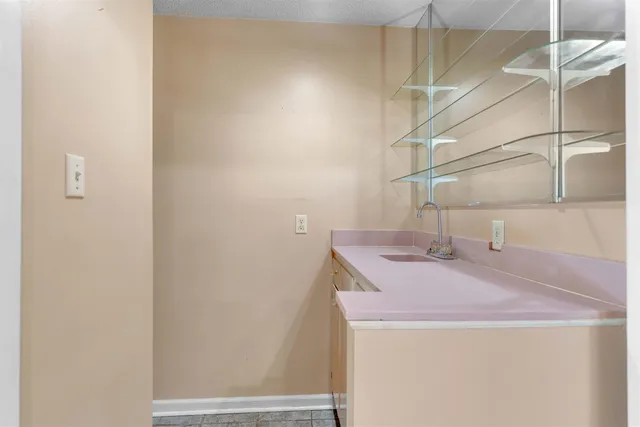 $575,000 | 825 Burch Drive, Moscow, TN 38057