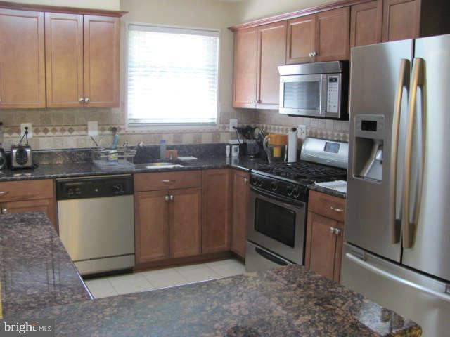 13018 Estelle Road Silver Spring, MD 20906 - Photo 2 of 28 Kitchen