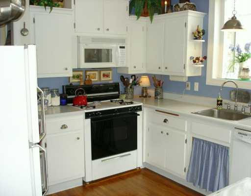 265 Center Church Road Canonsburg, PA 15317 - Photo 5 of 8 Kitchen.