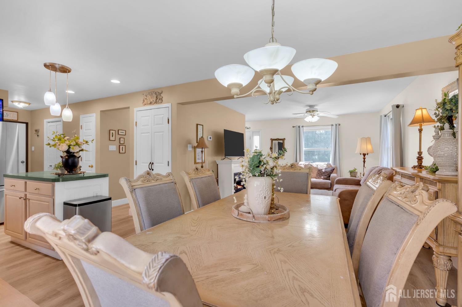 90 Bear Brook Road Princeton, NJ 08540 - Photo 23 of 60 a very nice looking dining room with a table and chairs