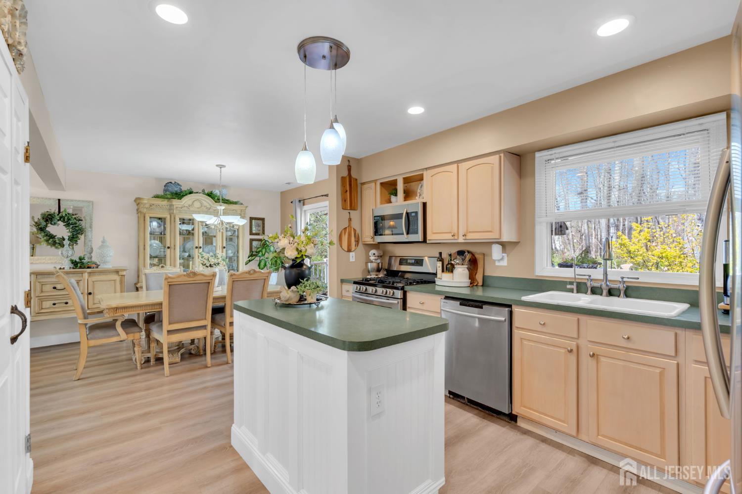 90 Bear Brook Road Princeton, NJ 08540 - Photo 27 of 60
