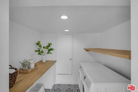 $959,000 | 1239 Stone Street, Los Angeles, CA 90063