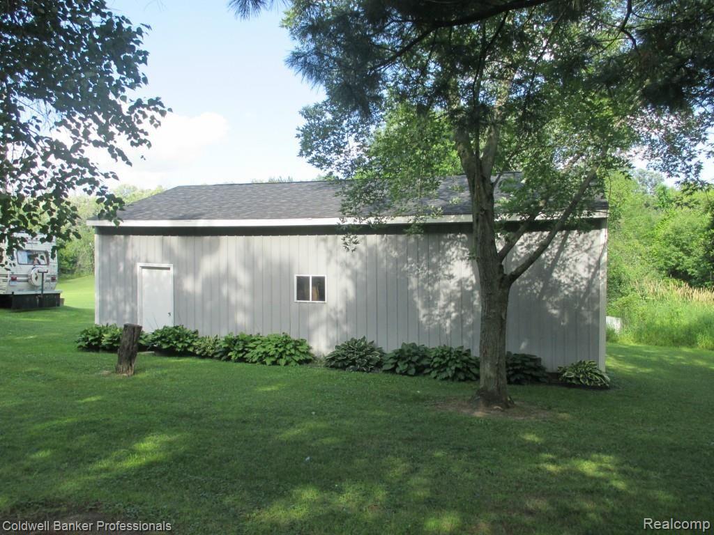 55 Harsen Road Lapeer, MI 48446 - Photo 54 of 62 IMG_0282.jpg