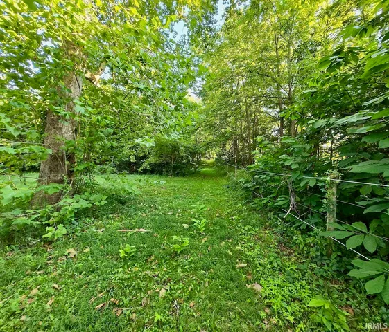 $850,000 | 7697 20th Road, Argos, IN 46501