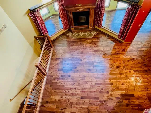 $850,000 | 7697 20th Road, Argos, IN 46501