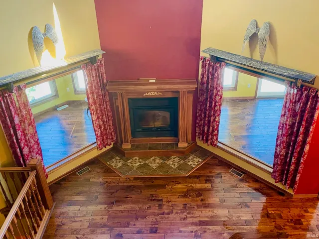 $850,000 | 7697 20th Road, Argos, IN 46501