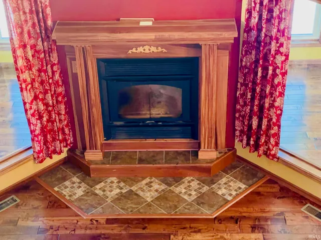 $850,000 | 7697 20th Road, Argos, IN 46501