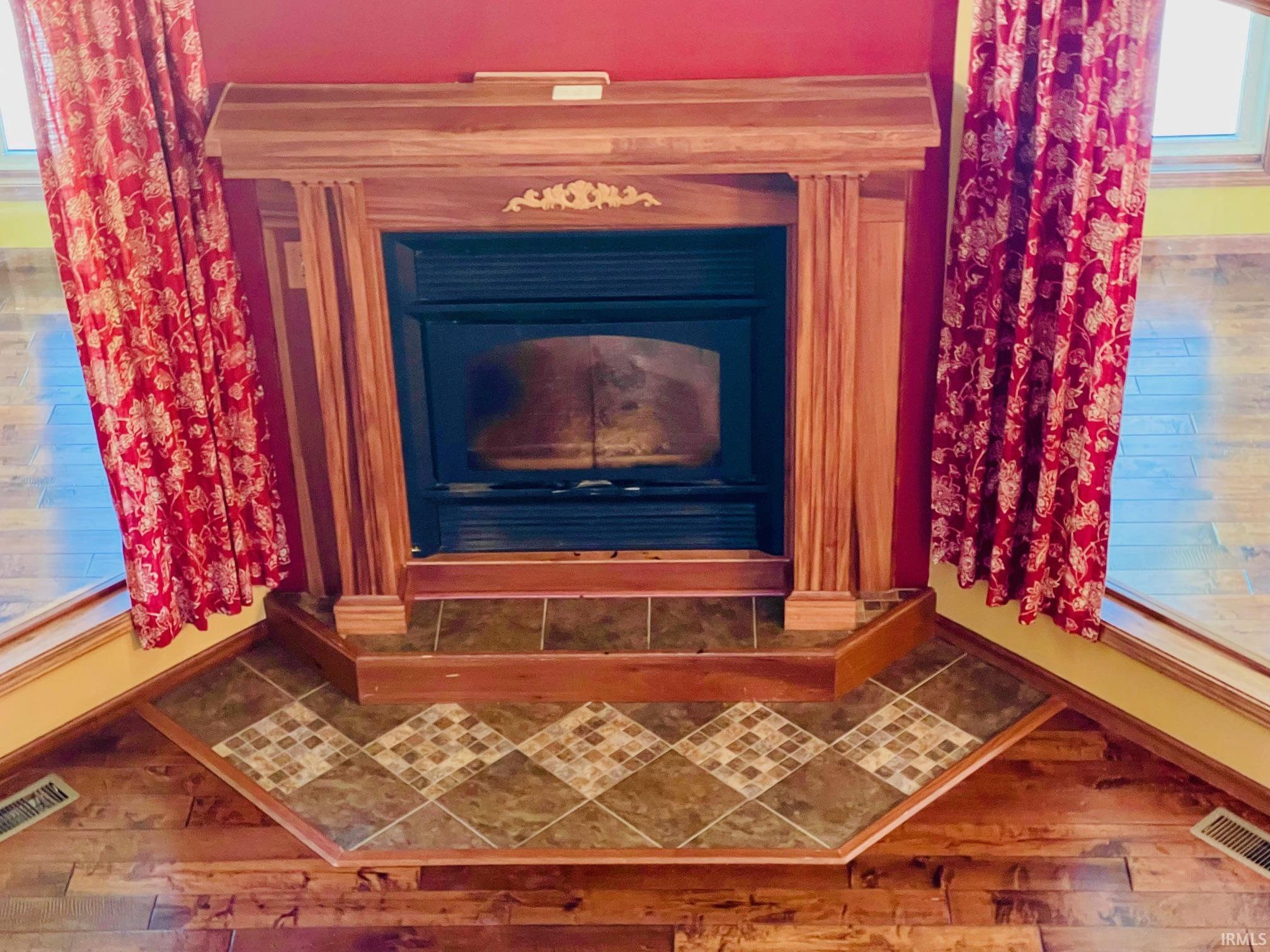 7697 20th Road Argos, IN 46501 - Photo 7 of 36