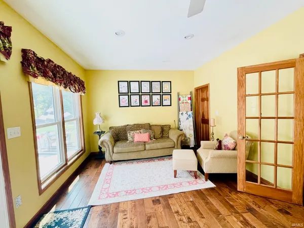 $850,000 | 7697 20th Road, Argos, IN 46501