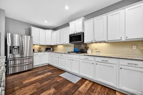 $669,000 | 22 Fall Flower Court, Eureka, MO 63025