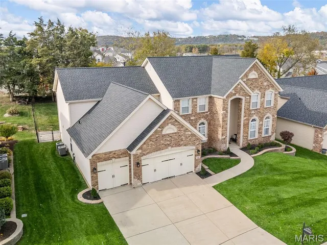 $669,000 | 22 Fall Flower Court, Eureka, MO 63025