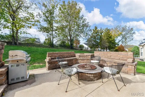 $669,000 | 22 Fall Flower Court, Eureka, MO 63025