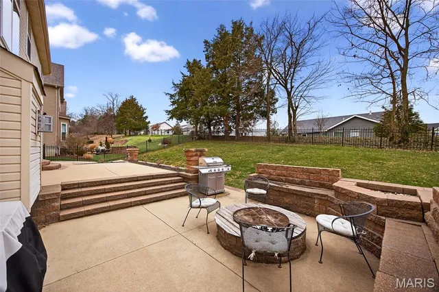 $669,000 | 22 Fall Flower Court, Eureka, MO 63025