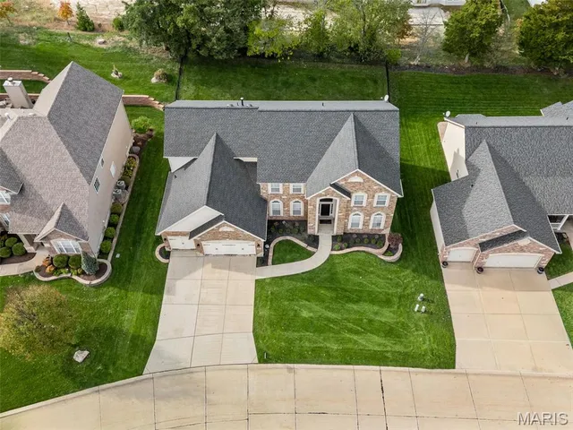 $669,000 | 22 Fall Flower Court, Eureka, MO 63025