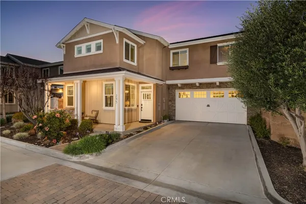 $1,985,000 | 255 Mesa Drive, Costa Mesa, CA 92627