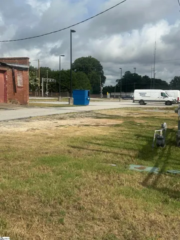 $2,500 | 226 South Main Street, Woodruff, SC 29388