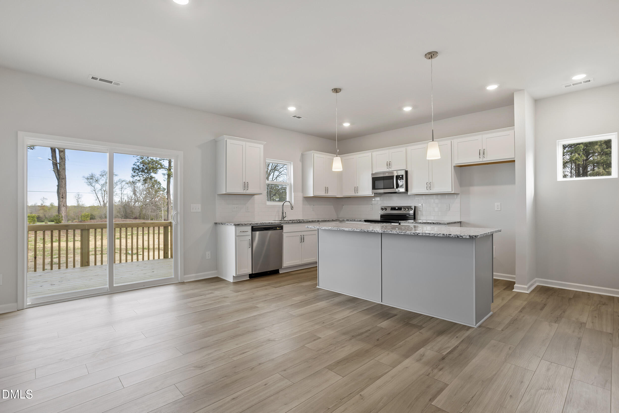 67 Bainbridge Angier, NC 27501 - Photo 9 of 31 FMWeb07