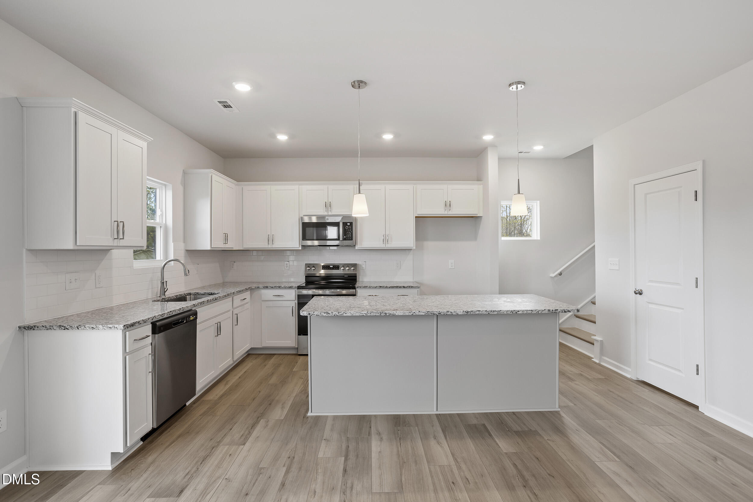 67 Bainbridge Angier, NC 27501 - Photo 10 of 31 FMWeb08