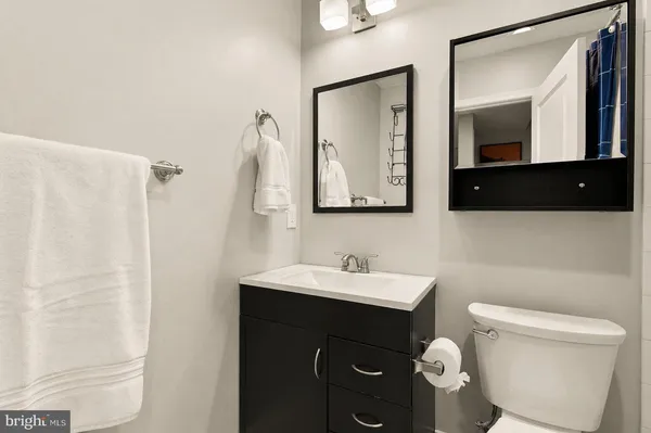 $3,750 | 1177 3rd Street Northeast, Washington, DC 20002