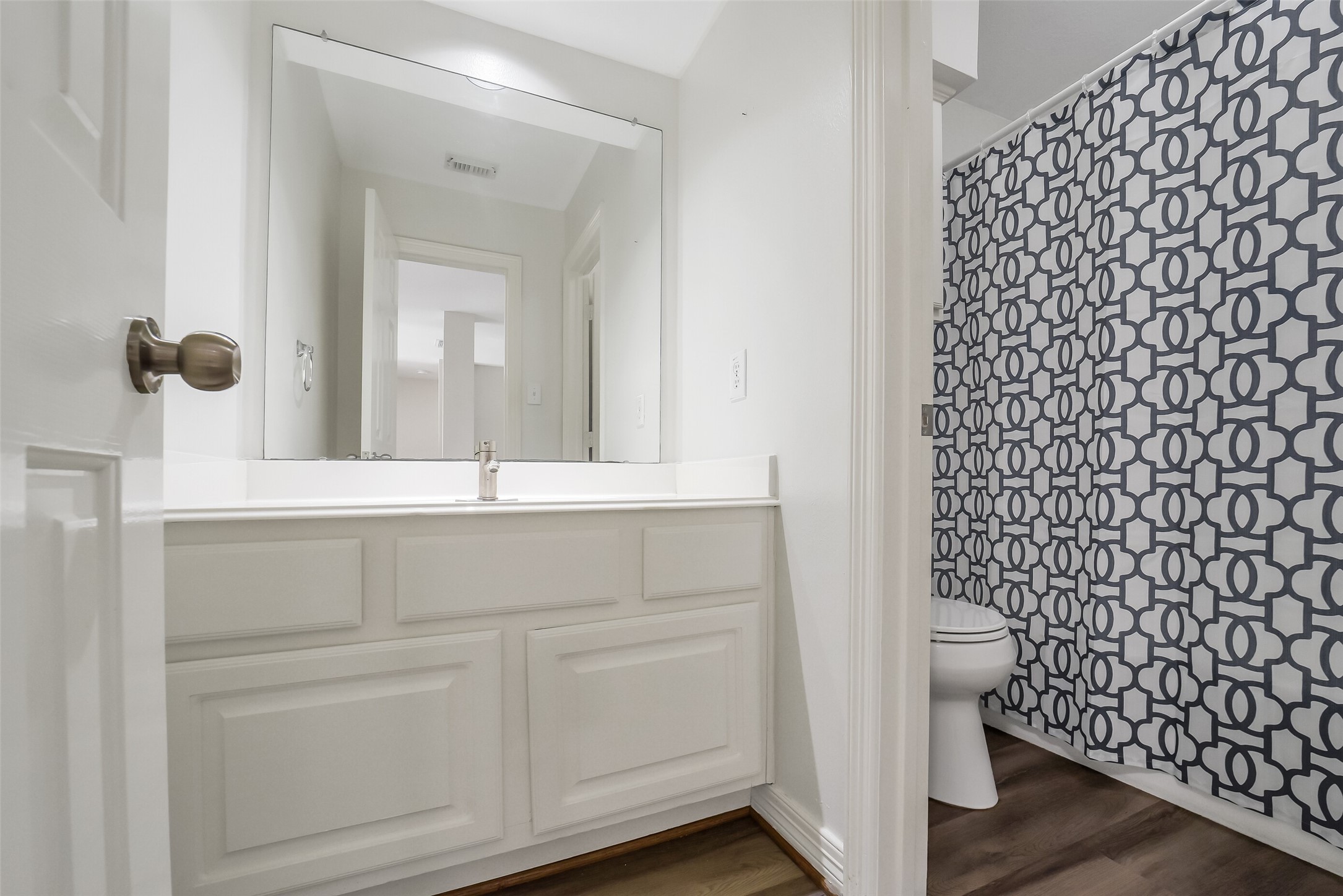 24403 Falcon Point Drive Katy, TX 77494 - Photo 22 of 32 Well-appointed second-floor bathroom with modern finishes and a clean, neutral aesthetic.