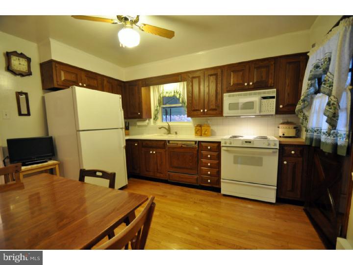 1301 Steel Road Havertown, PA 19083 - Photo 9 of 21 Kitchen