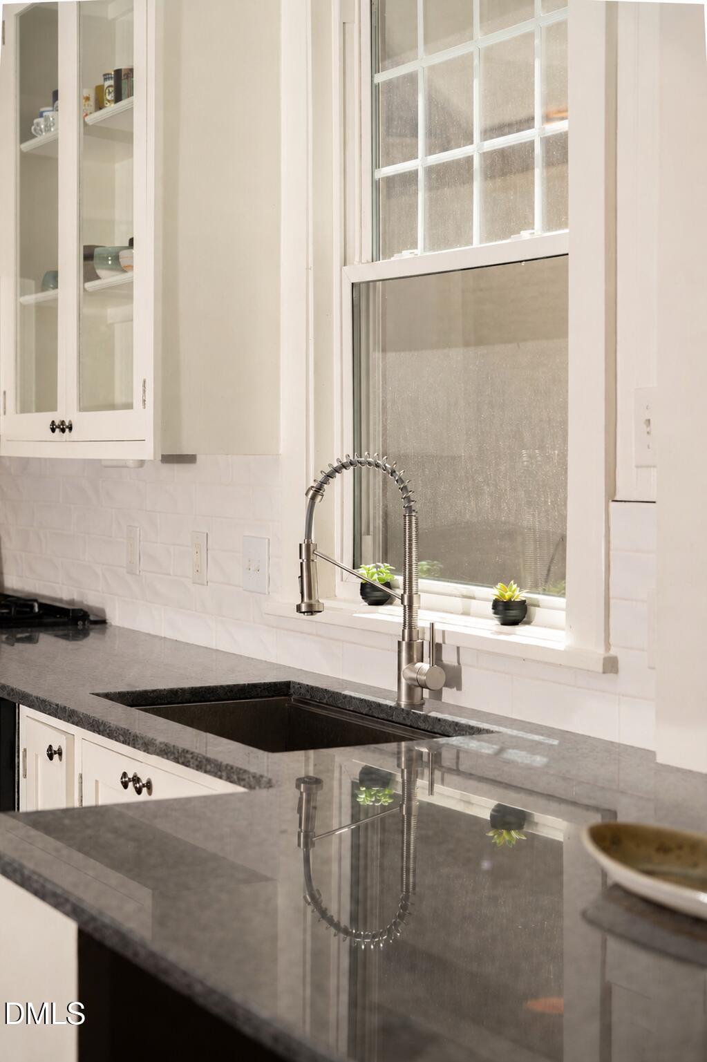 132 Woodburn Road Raleigh, NC 27605 - Photo 25 of 67 18b - Kitchen - Detail