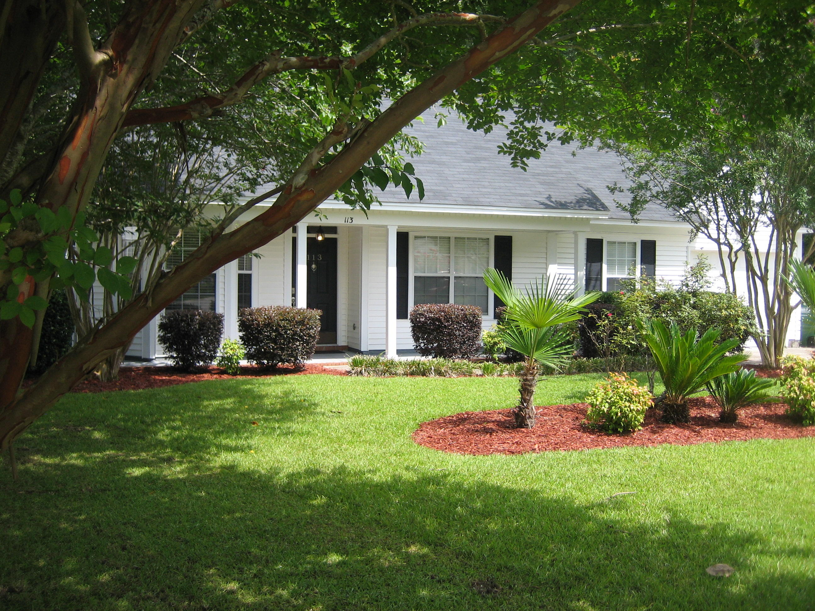 113 Jarett Road Summerville, SC 29485 - Photo 3 of 21 IMG_5082 008