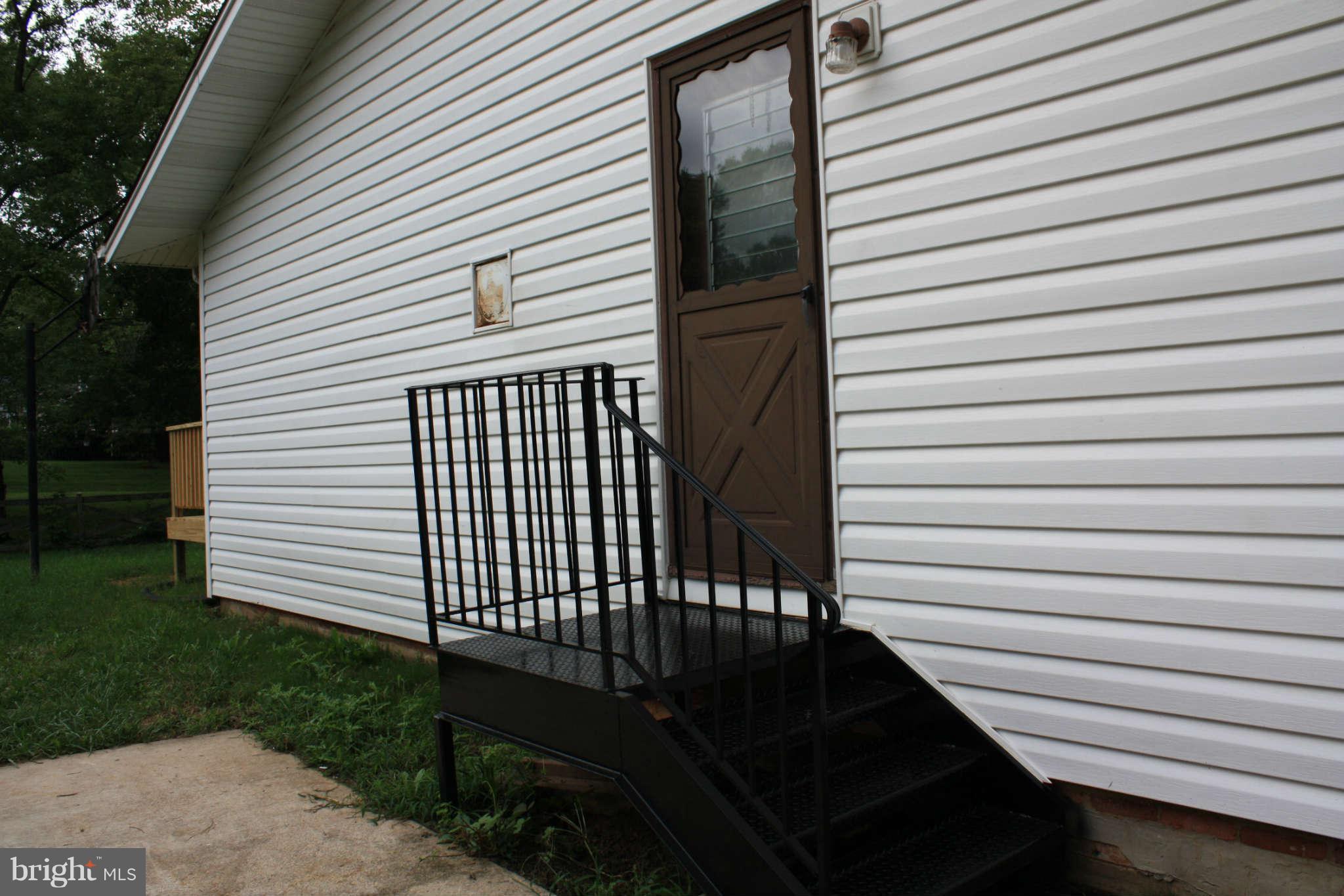 6843 Trexler Road Hyattsville, MD 20784 - Photo 3 of 13 Exterior (General)