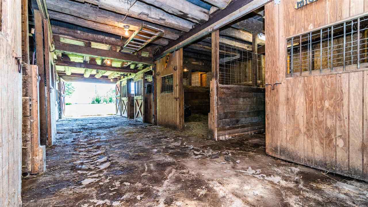 5657 Greenwood Road Avoca, MI 48006 - Photo 23 of 67 50084391-22.JPG
