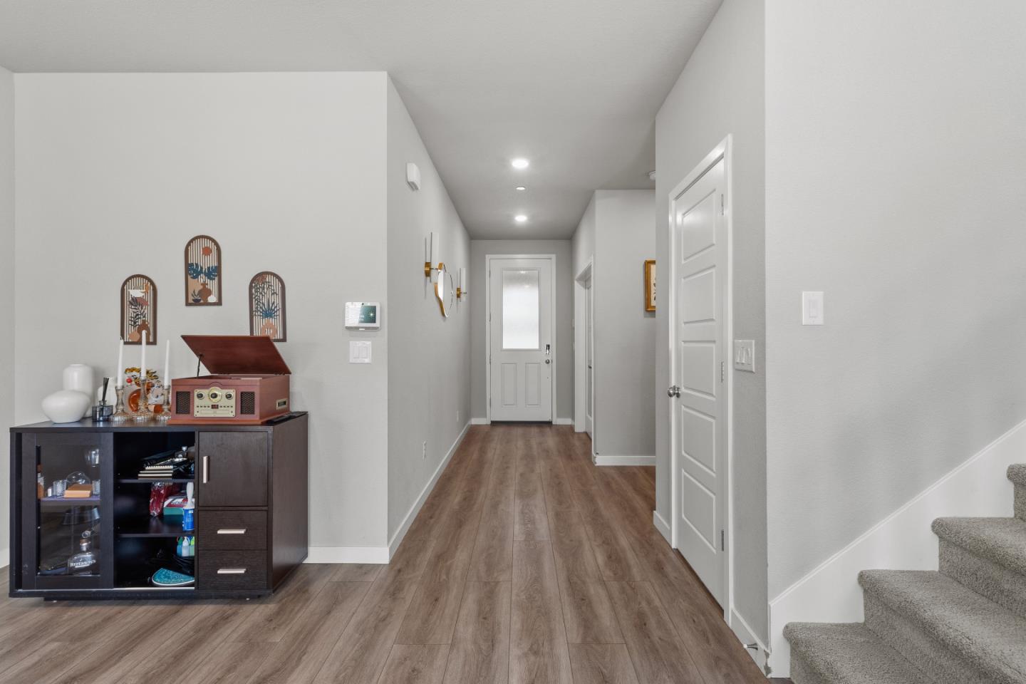12101 Mircado Way Rancho Cordova, CA 95742 - Photo 5 of 35 Gallery Image 5