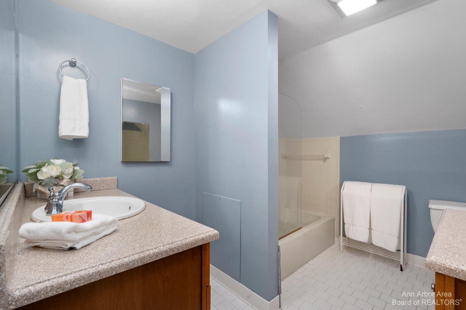 12640 Dunham Road Hartland, MI 48353 - Photo 46 of 97 Photo 46
