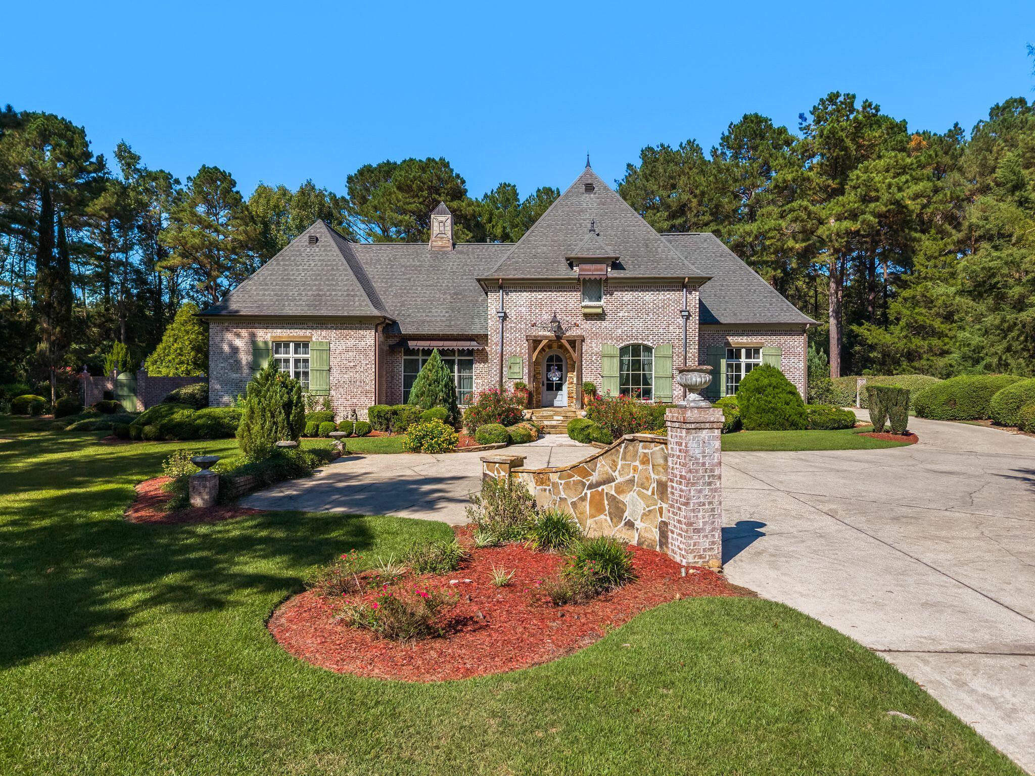 15 Jomar Road Laurel, MS 39443 - Photo 4 of 108 Gallery Image 4