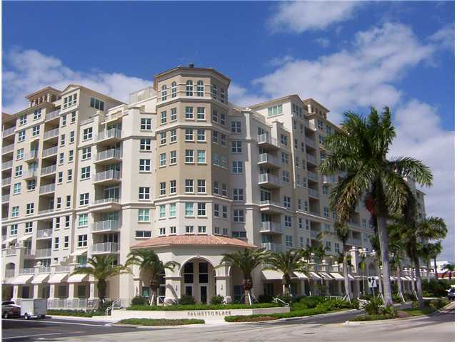 99 Southeast Mizner Boulevard, Unit 533 Boca Raton, FL 33432 - Photo 1 of 14 a front view of a building
